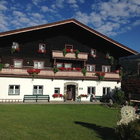 Pfindlhof Bed and Breakfast Leogang Exteriör bild